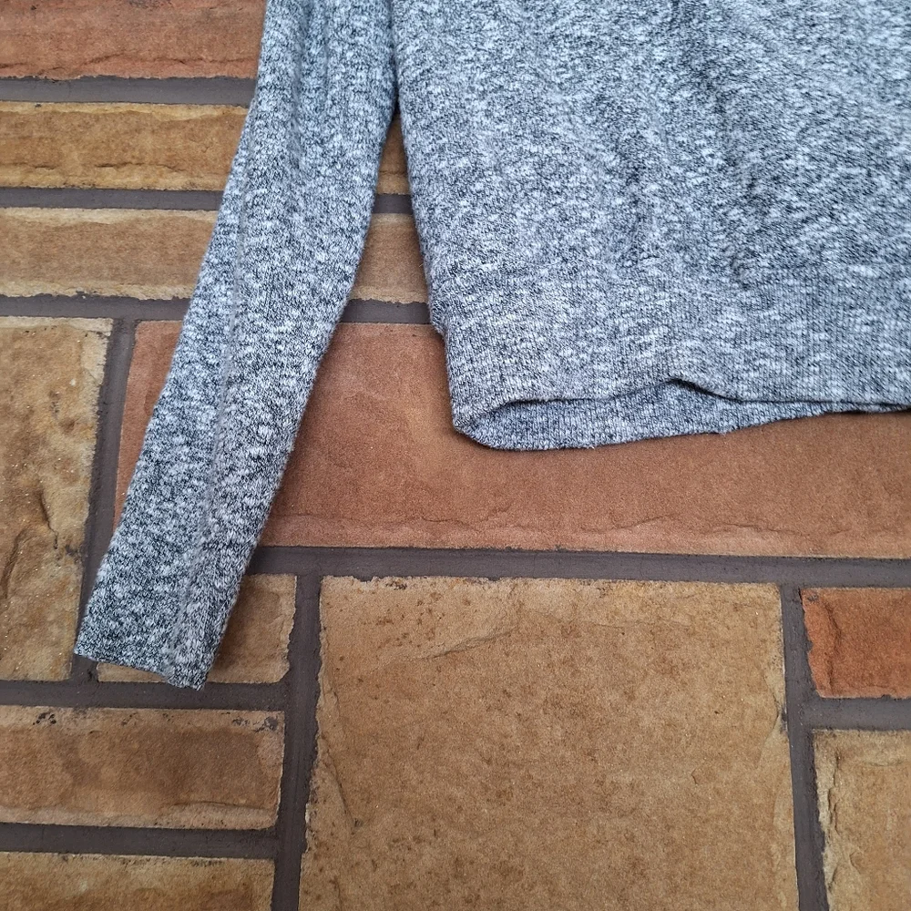Madewell Knit Wrap V-Neck Sweater Small - Picture 5 of 7